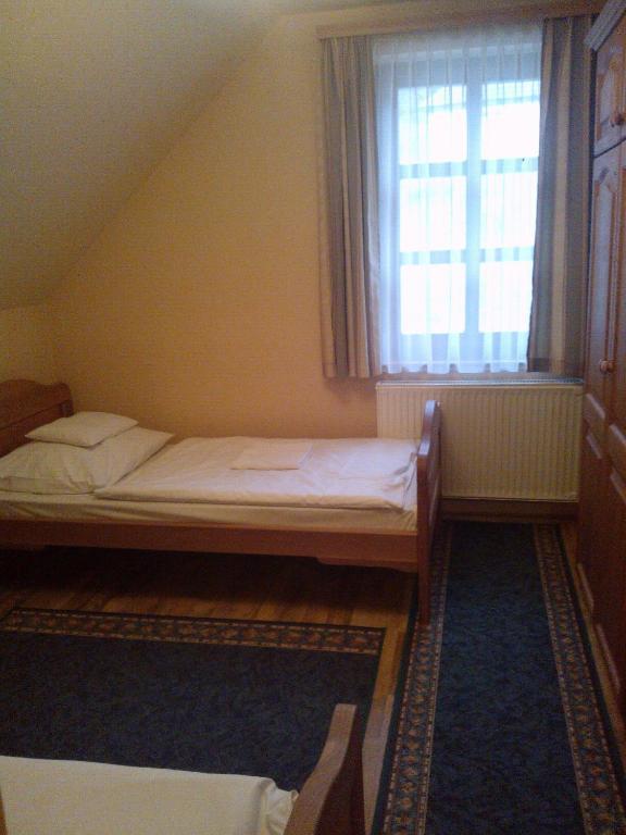 Naspolya Panzio Es Etterem Bed & Breakfast Bataapati Room photo